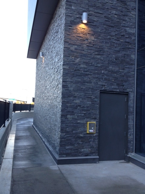 Norstone Charcoal XL Large Stone Veneer with interlocking finger joint outside corners used at Mall of America in Minnesota